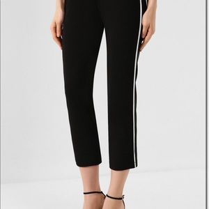 St. John Matte Jersey Capri Pant